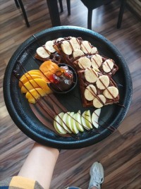 وافل نوتلا سینگل/میوه/بستنی Nutella/fruit/ice cream waffles